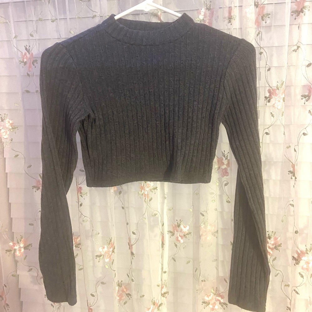 Forever 21 Charcoal Ribbed Crop Top